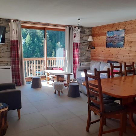 Appartement Chaleureux Avec Wifi De 10 Personnes A Val-Cenis Lanslebourg-Mont-Cenis Exterior photo